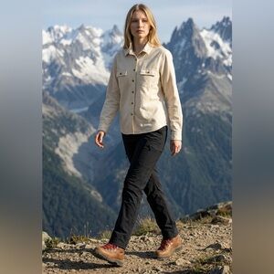 L.L.Bean Button Up Shirt Womens Beige Hiking Outdoor Utility Long Sleeve